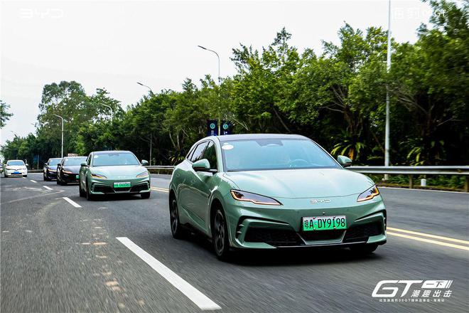 GT：性能与个性兼备的首车选择九游会j9登陆比亚迪海豹06(图5)